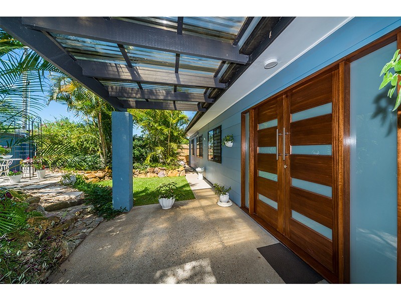 316 Oxley Drive, Coombabah QLD 4216