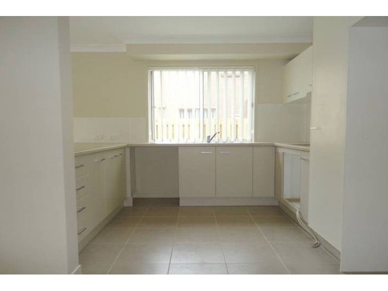 27 Chrome Drive, Pimpama QLD 4209