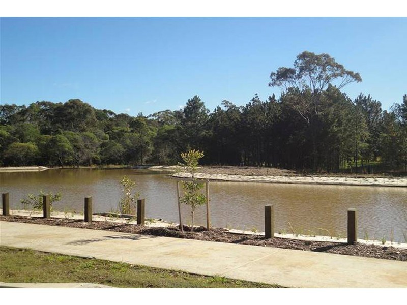 27 Chrome Drive, Pimpama QLD 4209