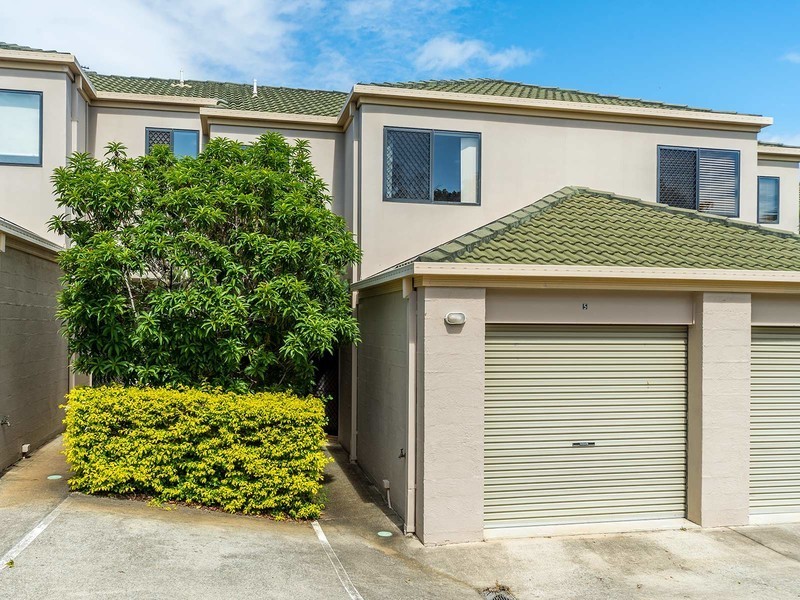 5/72-74 Imperial Parade, Labrador QLD 4215