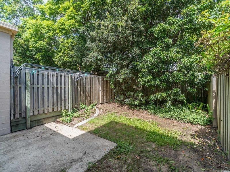 5/72-74 Imperial Parade, Labrador QLD 4215