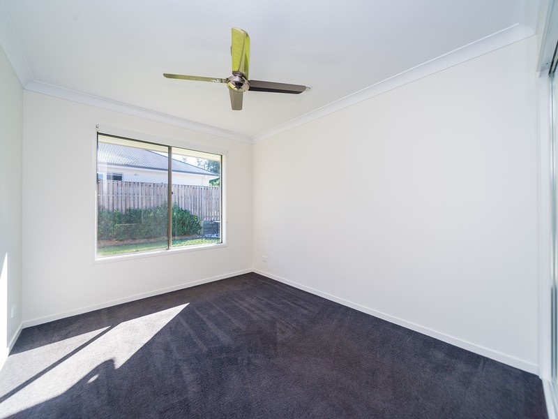 4 Summerstone Place, Maudsland QLD 4210