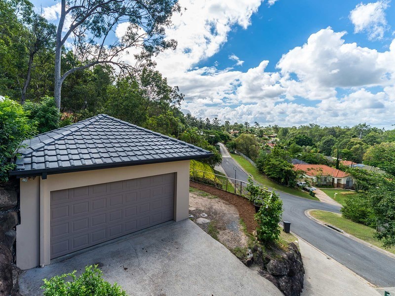 6 Woodbridge Place, Oxenford QLD 4210