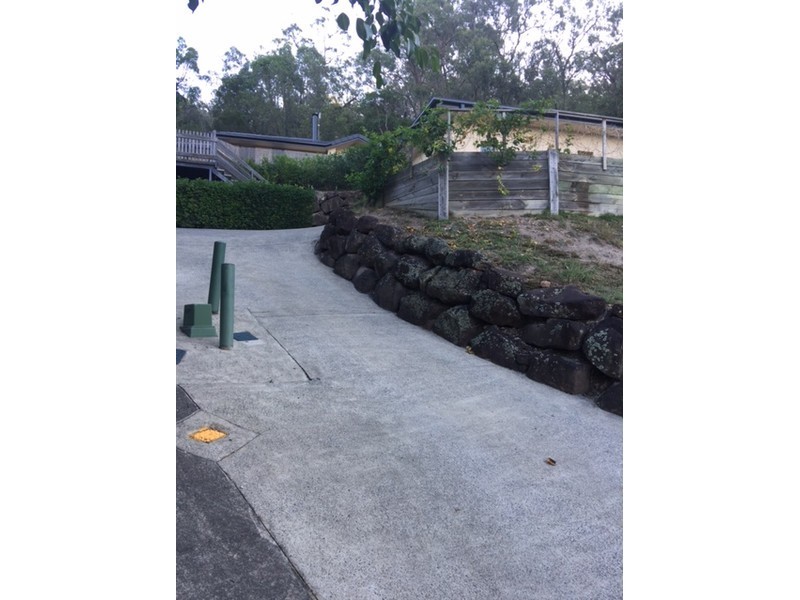 6 Woodbridge Place, Oxenford QLD 4210