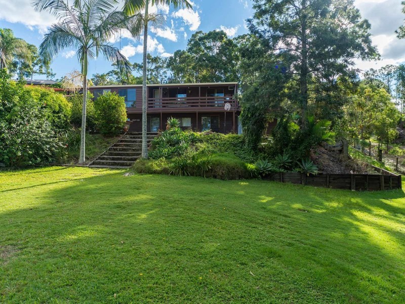 140 Glade Drive, Gaven QLD 4211