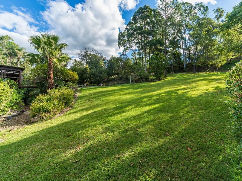 140 Glade Drive, Gaven QLD 4211