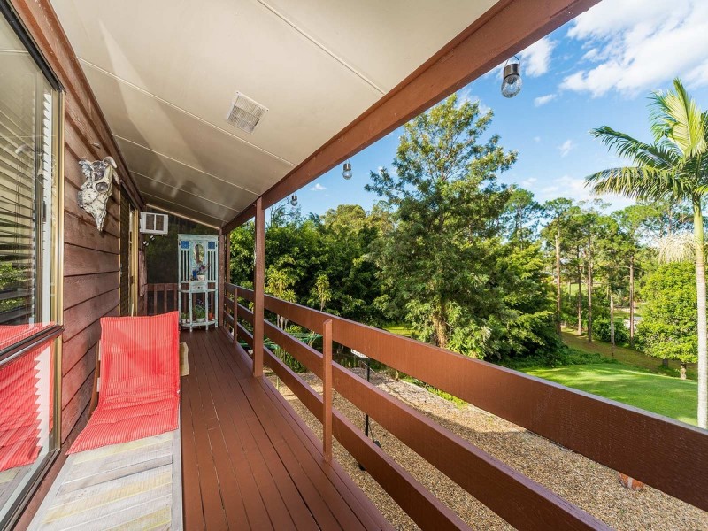 140 Glade Drive, Gaven QLD 4211