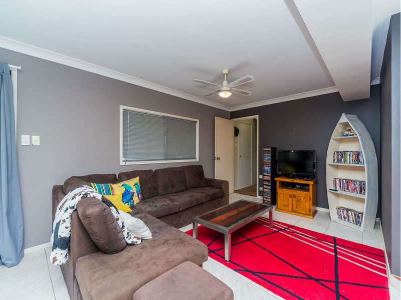 140 Glade Drive, Gaven QLD 4211