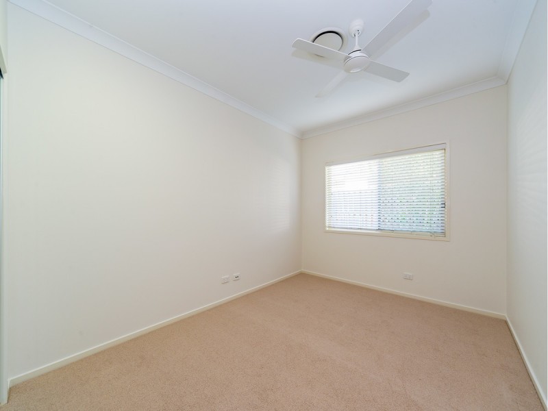 4 Savannah Avenue, Oxenford QLD 4210