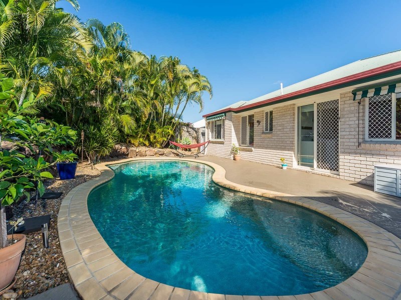 48 Brittany Drive, Oxenford QLD 4210