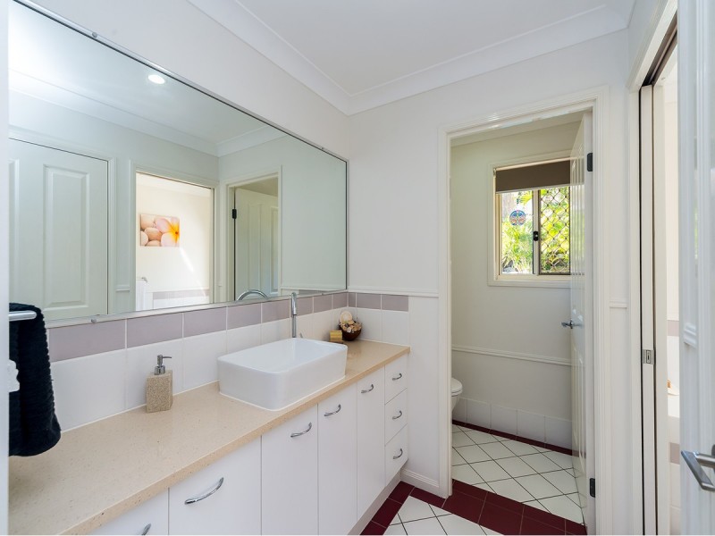 48 Brittany Drive, Oxenford QLD 4210