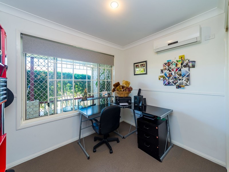 48 Brittany Drive, Oxenford QLD 4210