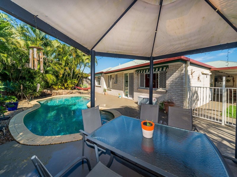 48 Brittany Drive, Oxenford QLD 4210