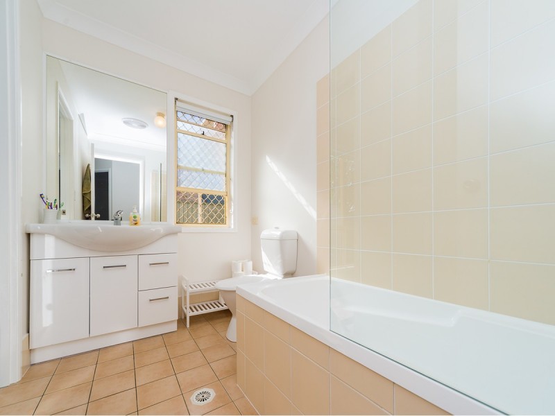 1/21 Crystal Reef Drive, Coombabah QLD 4216