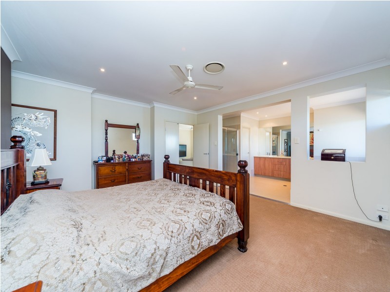 78 The Peninsula, Helensvale QLD 4212