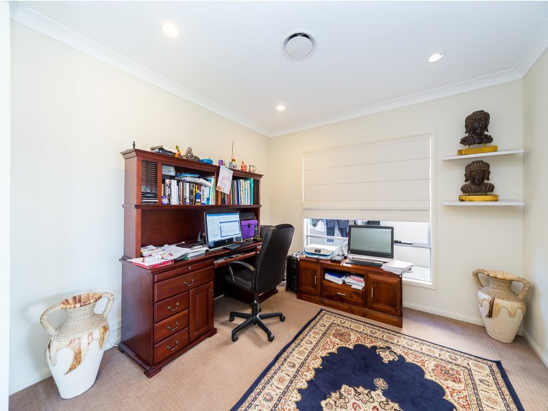 78 The Peninsula, Helensvale QLD 4212