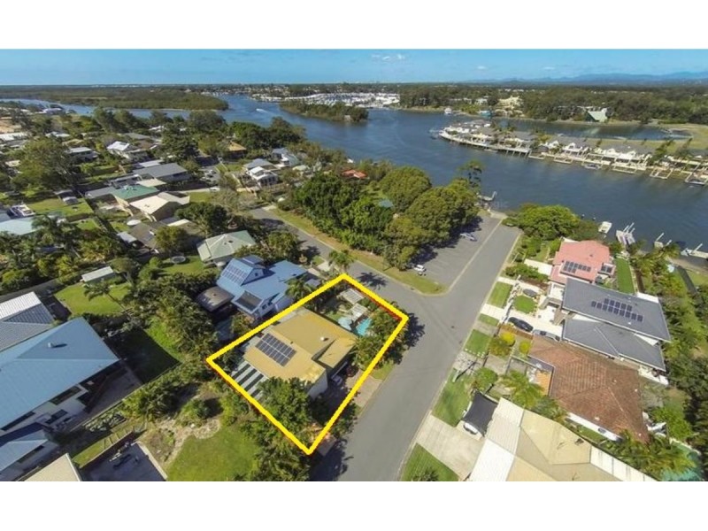 8 Tallawood Road, Coomera QLD 4209