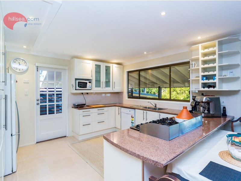 8 Tallawood Road, Coomera QLD 4209