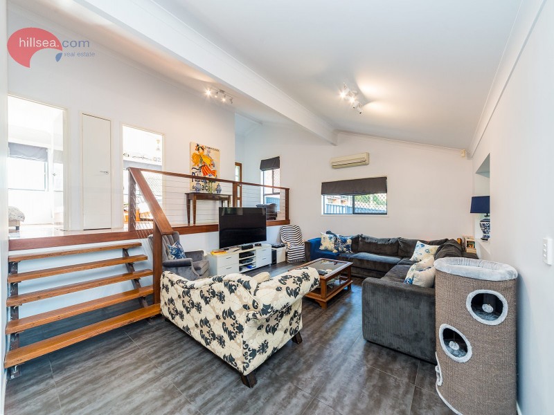 20 Flinders Avenue, Molendinar QLD 4214
