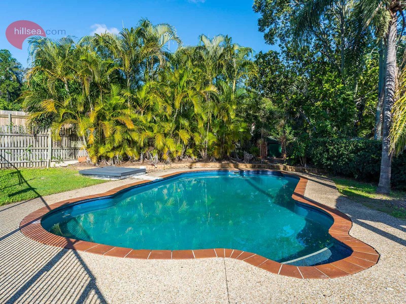 49 Riversdale Road, Oxenford QLD 4210