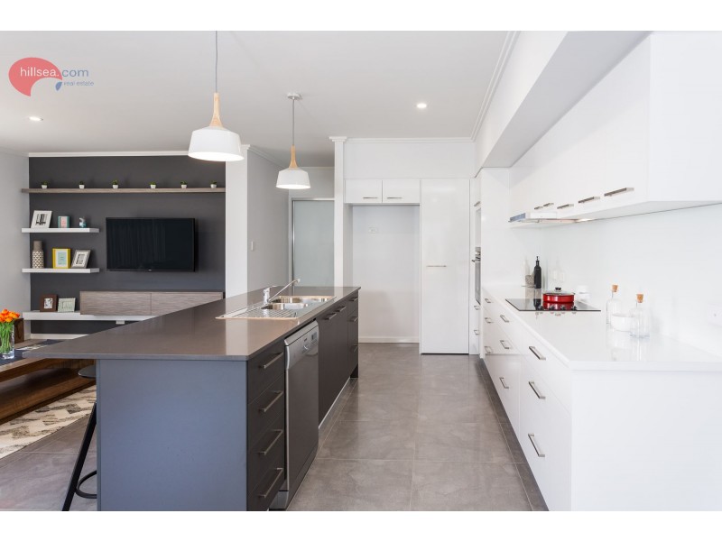 21 Ashburton Street, Ormeau Hills QLD 4208