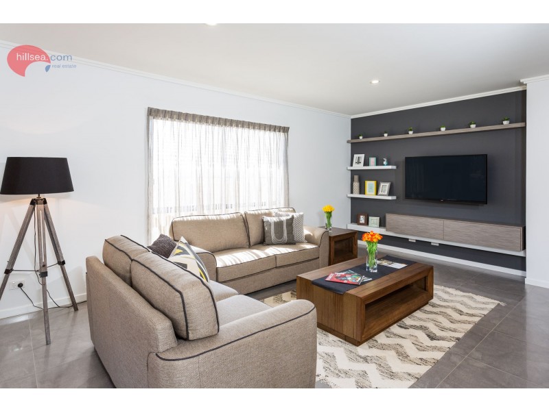 21 Ashburton Street, Ormeau Hills QLD 4208