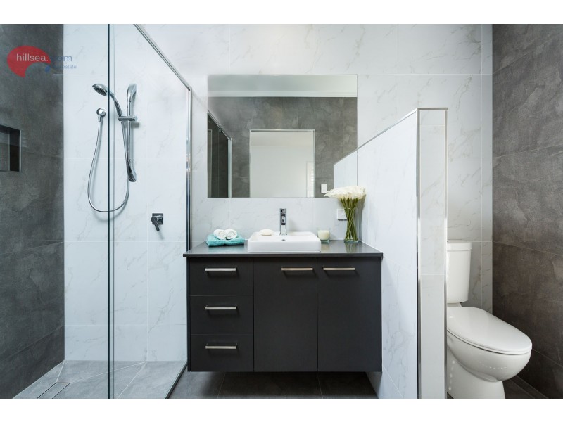 21 Ashburton Street, Ormeau Hills QLD 4208