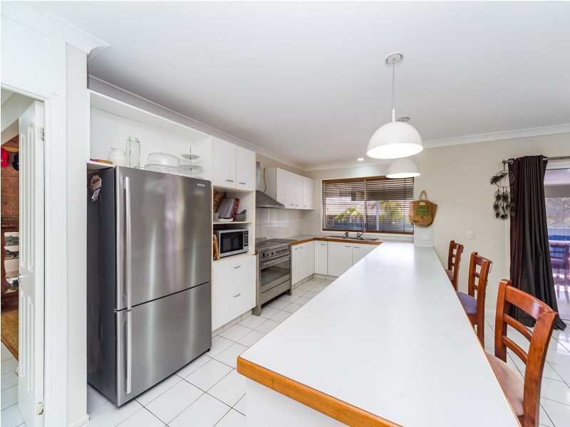 5 Lismore Drive, Helensvale QLD 4212