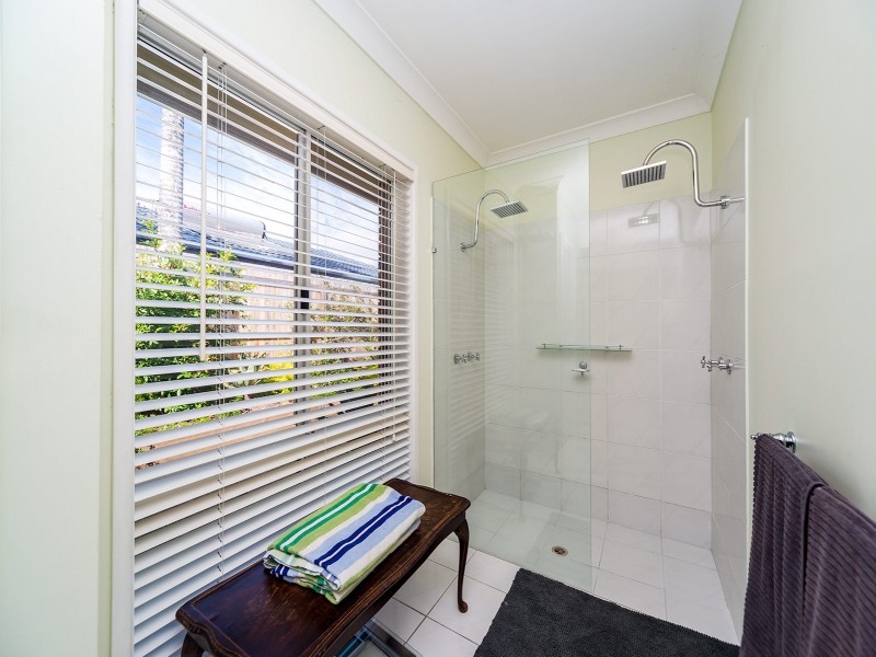 5 Lismore Drive, Helensvale QLD 4212