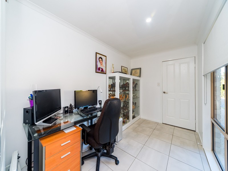 14 Balranald Court, Helensvale QLD 4212