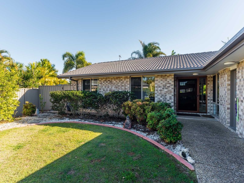 14 Balranald Court, Helensvale QLD 4212