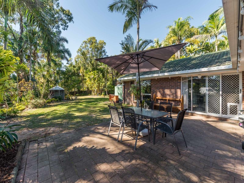 90 California Drive, Oxenford QLD 4210