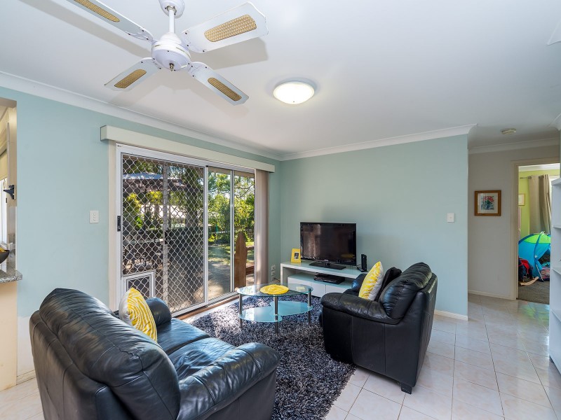 90 California Drive, Oxenford QLD 4210