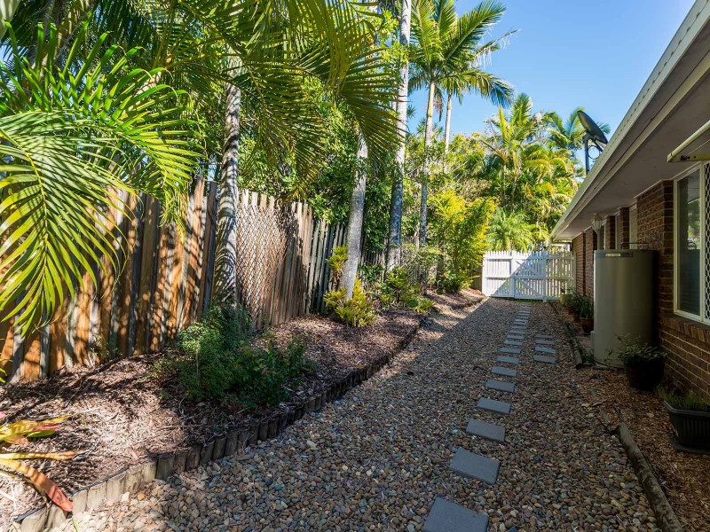 90 California Drive, Oxenford QLD 4210