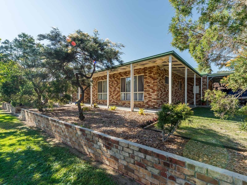 44 Barrs Avenue, Oxenford QLD 4210