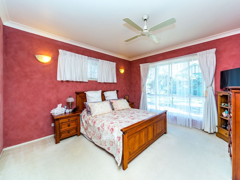 44 Barrs Avenue, Oxenford QLD 4210