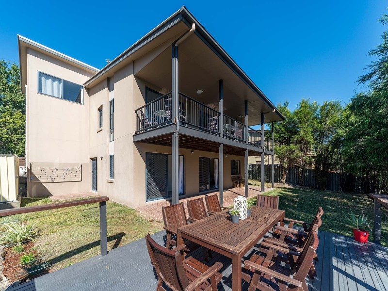 22 Appollo Place, Oxenford QLD 4210