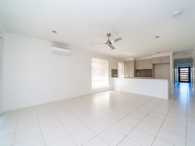 37 Kalgoorlie Street, Pimpama QLD 4209