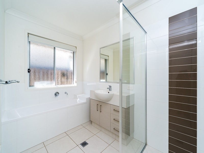 37 Kalgoorlie Street, Pimpama QLD 4209