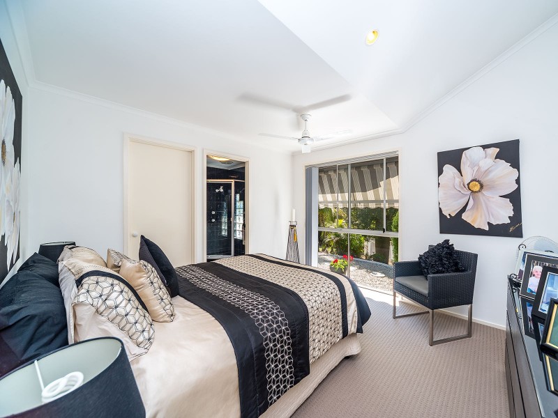 17 Oregon Way, Oxenford QLD 4210