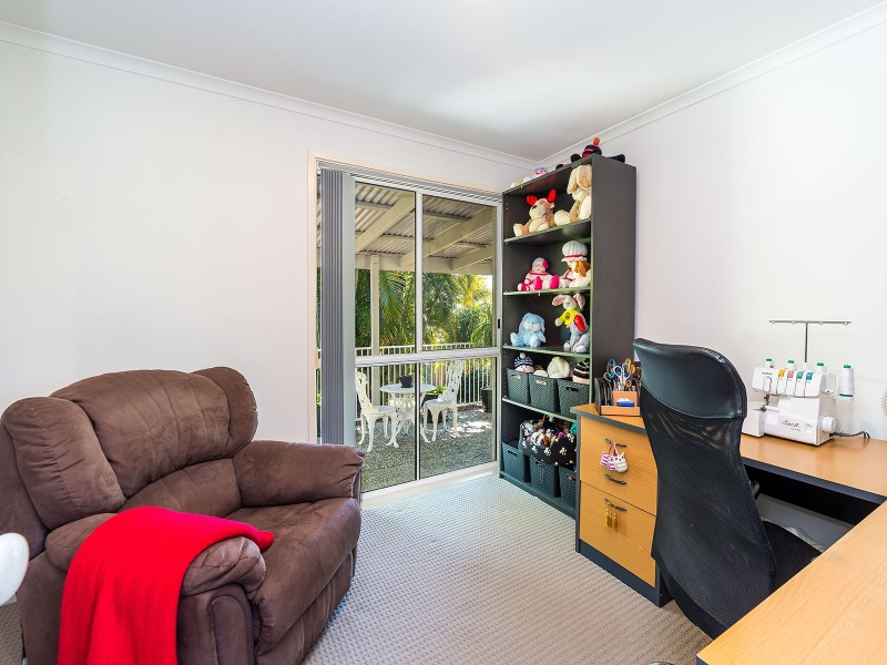 17 Oregon Way, Oxenford QLD 4210