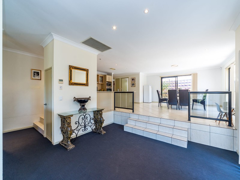 11 McNamara Court, Oxenford QLD 4210