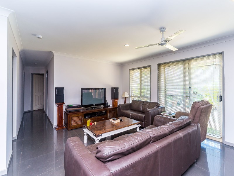 3 McNamara Court, Oxenford QLD 4210