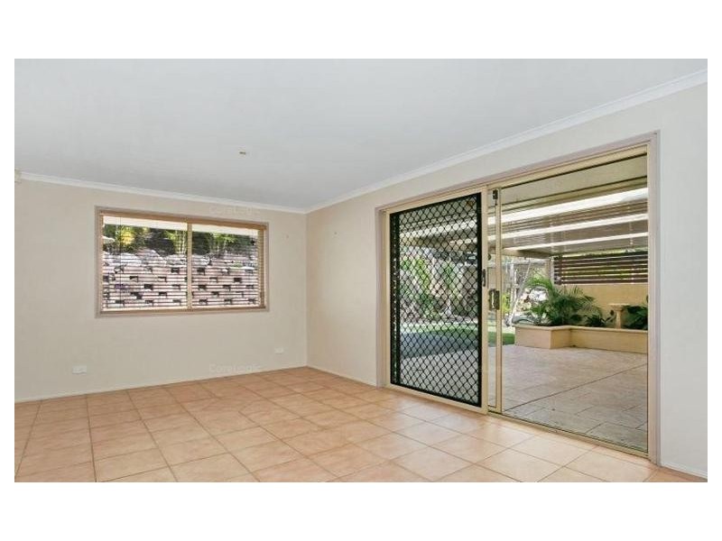 5 Broadway Drive, Oxenford QLD 4210