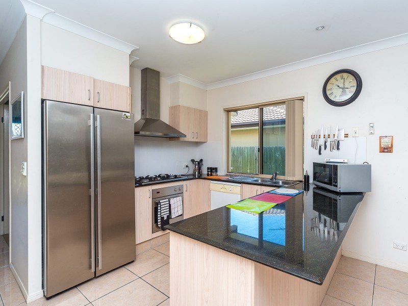 34 Blossom Street, Pimpama QLD 4209