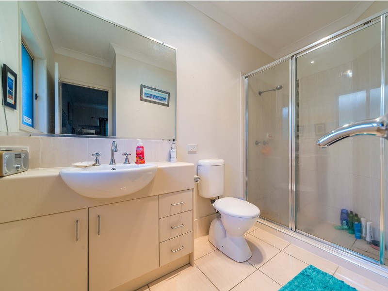 34 Blossom Street, Pimpama QLD 4209