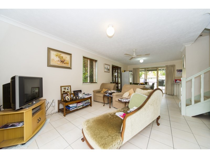 38/469 Pine Ridge Road, Runaway Bay QLD 4216