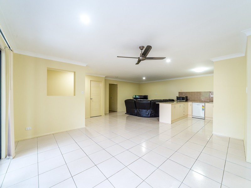 1/1 Lim Court, Upper Coomera QLD 4209