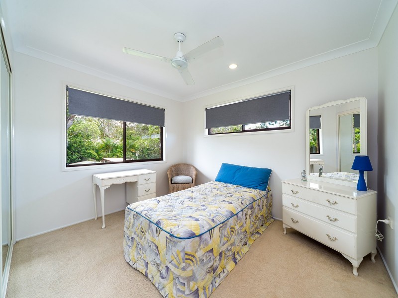 6 Mildura Drive, Helensvale QLD 4212