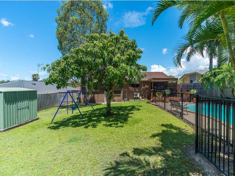 6 Mildura Drive, Helensvale QLD 4212